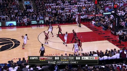 Bismack Biyombo's Big Two-Handed Dunk