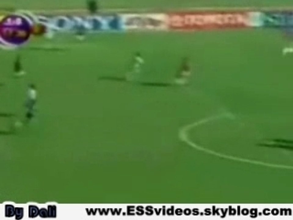 Ronaldinho vs Chikhaoui
