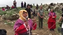 Karaman Belediyesi Sarıkeçili göç şenliğini basıp, çadırları yaktı