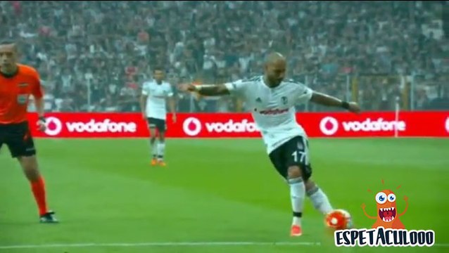 O lance de Quaresma que deixou os adeptos do Besiktas loucos