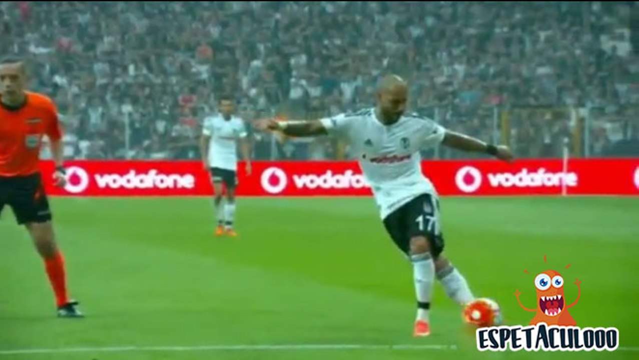 O lance de Quaresma que deixou os adeptos do Besiktas "loucos"