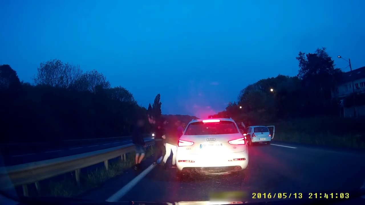 Un road rage en région parisienne entre deux Clio et une Audi