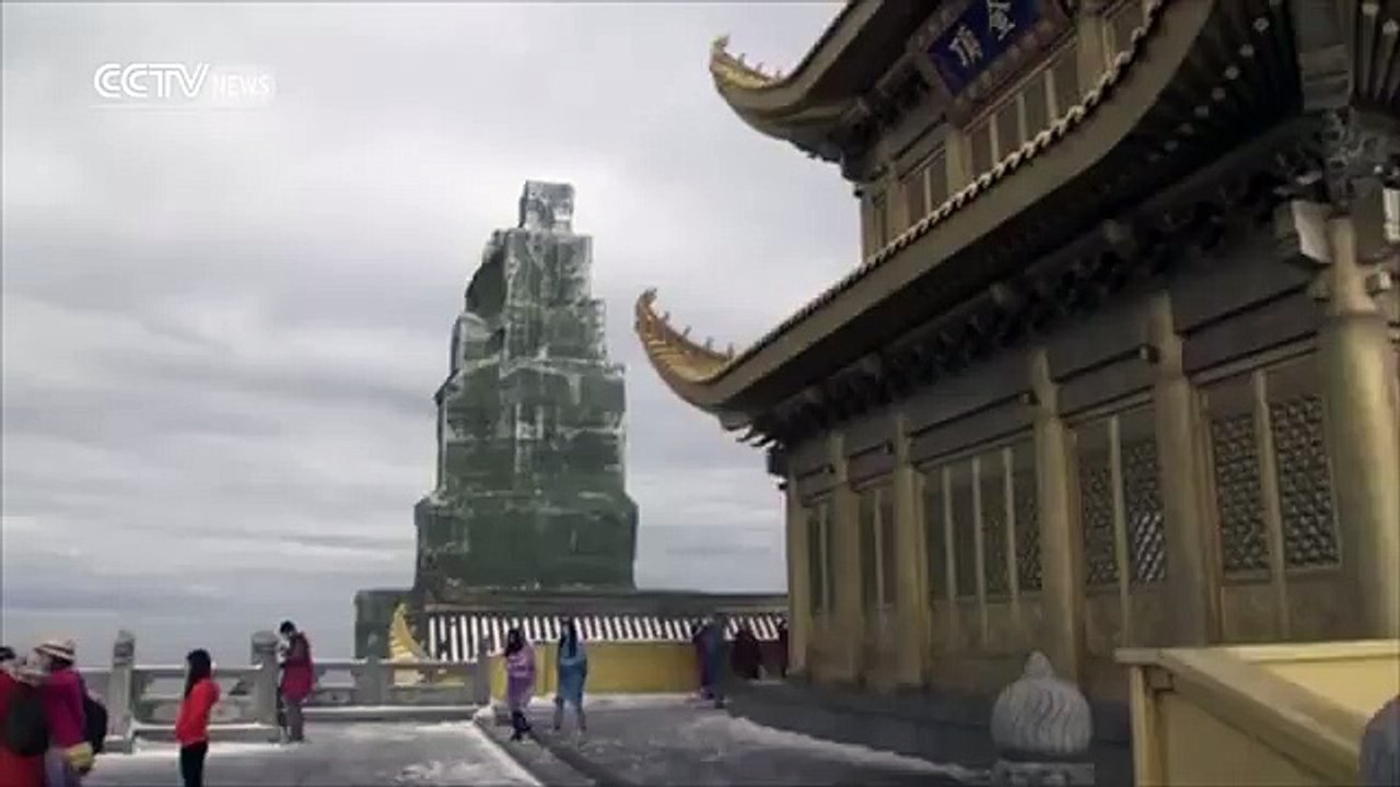 Rare summer snow blankets Mount Emei in southeast China