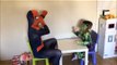 Spider man homem aranha VS Hulk arm wrestling Real Life Superhero Kids Video