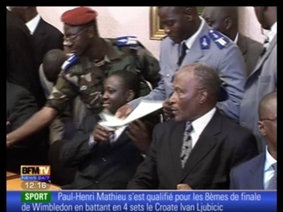LES REBELLES ECHAPPENT ENCORE.