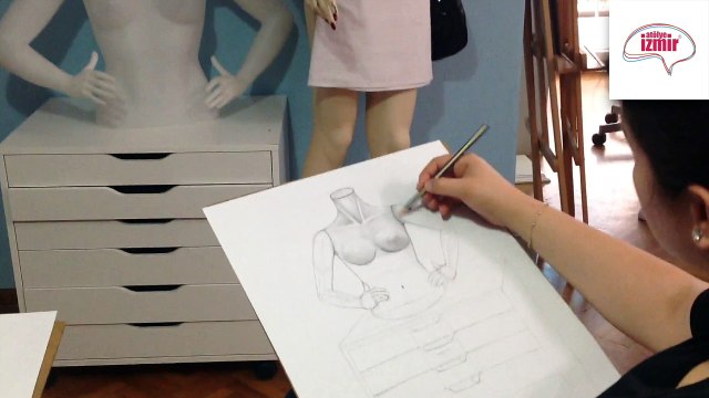 Moda Tasarım - Karakalem Tors Çizim Çalışması