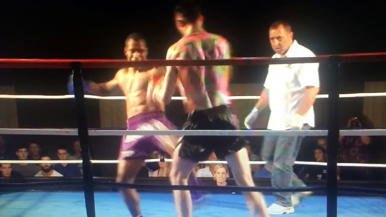 Crazy Tornado Kick Knock Out