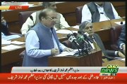 Chaudhary Nisar Kiya Karte Rahe Jab Sab Nawaz Sharif Ke Liye Desk Bajate Rahe...