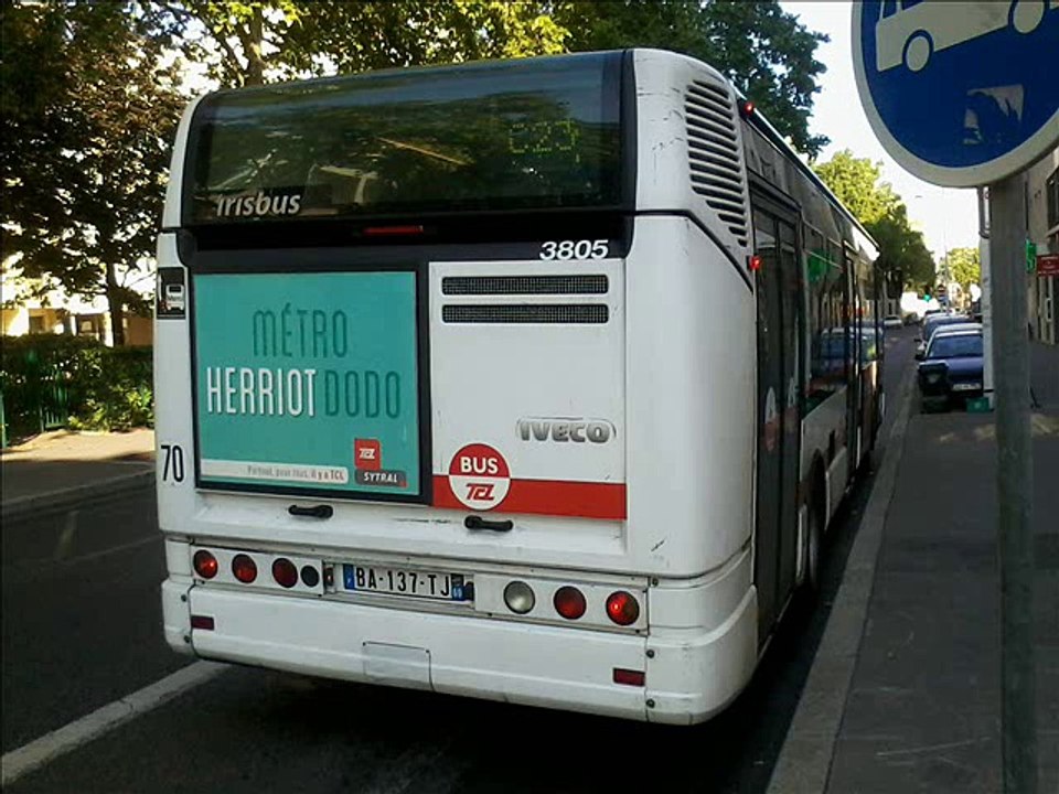 Sound Bus Irisbus Citelis 12 n°3805 du réseau TCL - Lyon sur la ligne C23