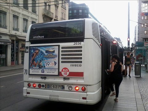 Sound Bus Irisbus Citelis 18 n°2036 du réseau TCL - Lyon sur la ligne C3