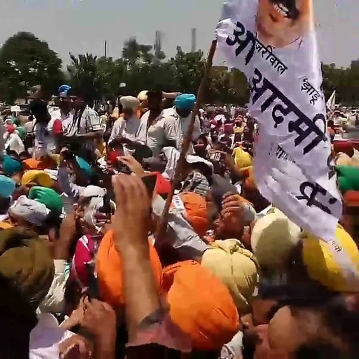 AAP protest against Badals (2)