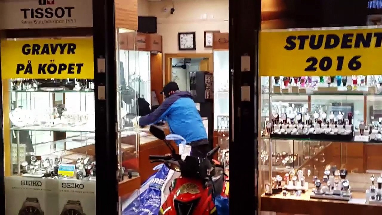 Deux voleurs deviennent la risée du web