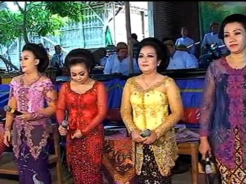 Gamelan Music Campursari Titipan Anak Putu / Mekarsari