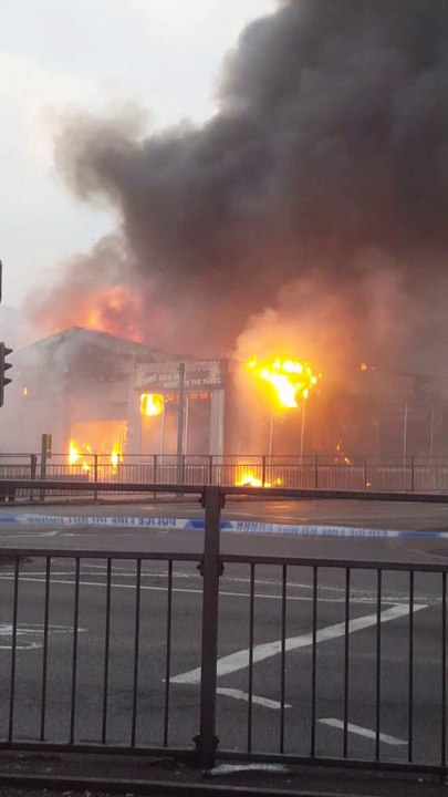 Firework Factory Caught on Fire