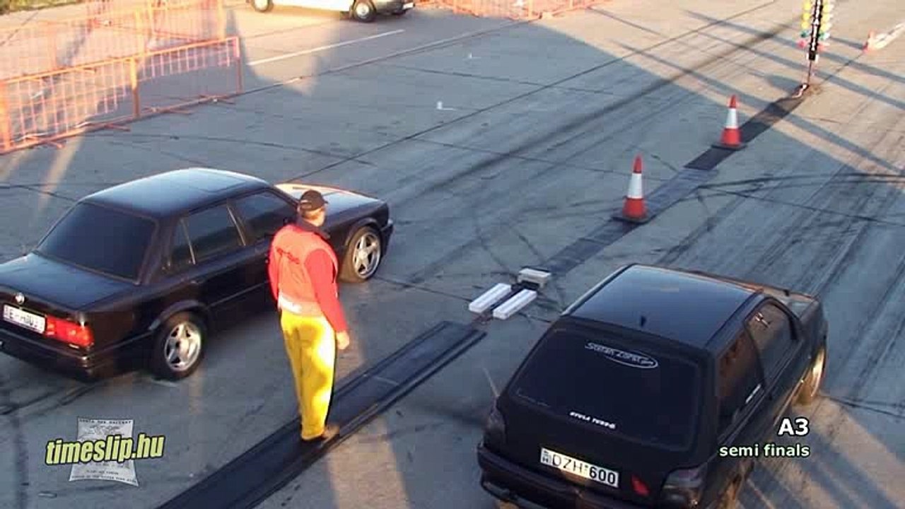 BMW E30 M34 M5 Vs. Ford Fiesta Zetec Turbo