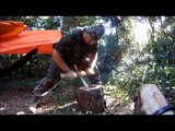 Carving knife wood! Fazendo uma colher de madeira.
