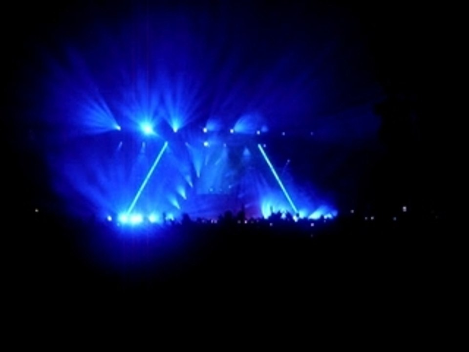 daft punk - 26.06.07 - arenes de nimes - video4
