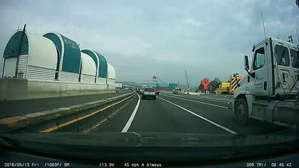 Dude Barely Saved His Life When This Huge Truck Lost Control And Smashed Onto The Road!
