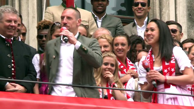Franck Ribéry chante Les Champs-Elysées