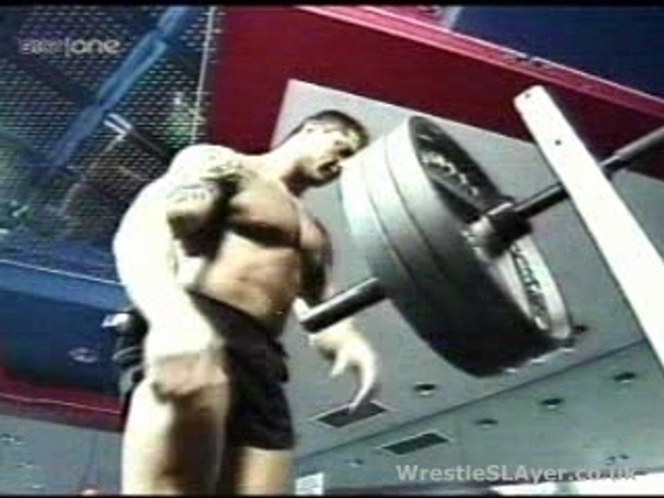 WWE - Batista in the Weight Room