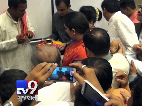 Union HRD Minister Smriti Irani Inaugurates School in Anand - Tv9 Gujarati