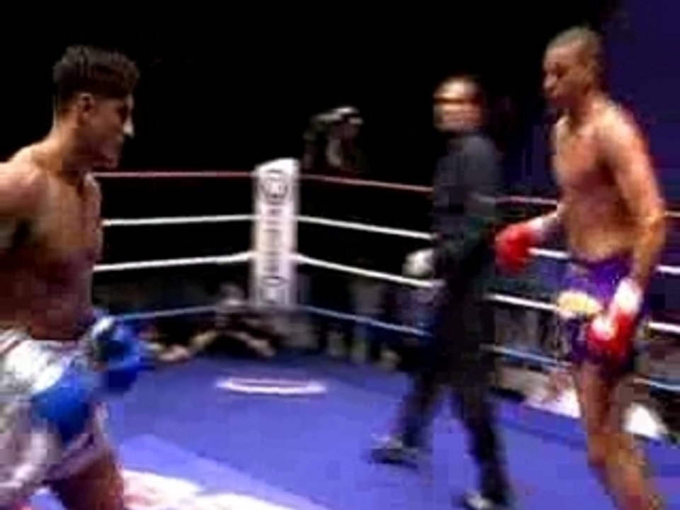 Badr Hari vs Aziz Katthou