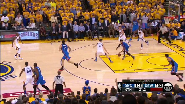 Did Russell Westbrook Travel in Final Minute Thunder vs Warriors Game 1 2016 NBA Playoffs