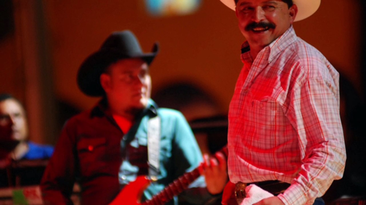 EMILIO NAVAIRA TRIBUTE