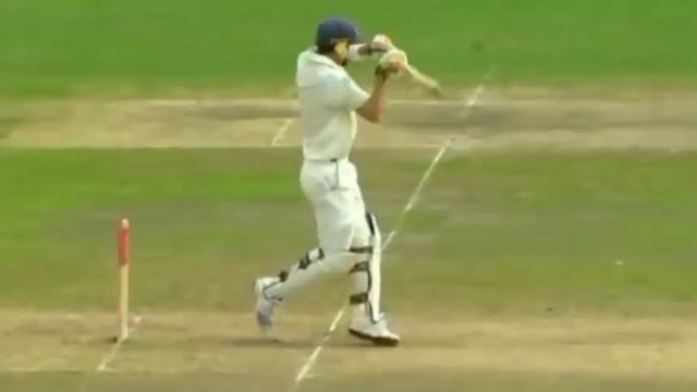 Best Wicket Takers in History - Weird Wicket Takers