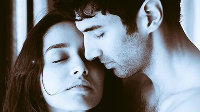 Shraddha Kapoor Aditya Roy Kapur Intimate Scene In OK Jaanu