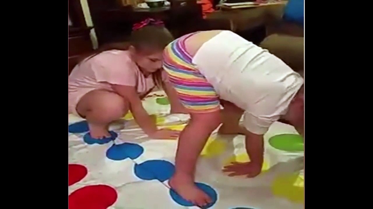 Girl Farts In Sisters Face