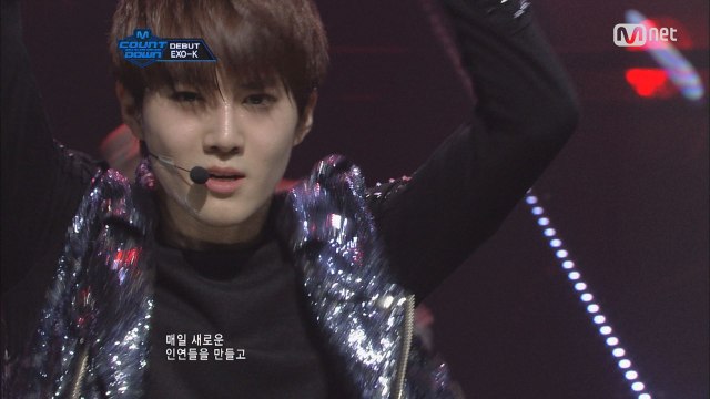 엑소 종합선물세트 ′History + Intro + MAMA′ (5/22 수호 생일 기념)