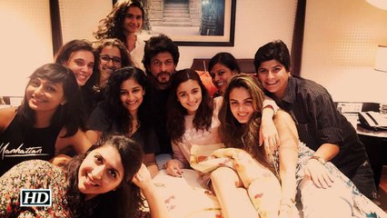 Watch Video Alia Bhatt chilling out with SRK