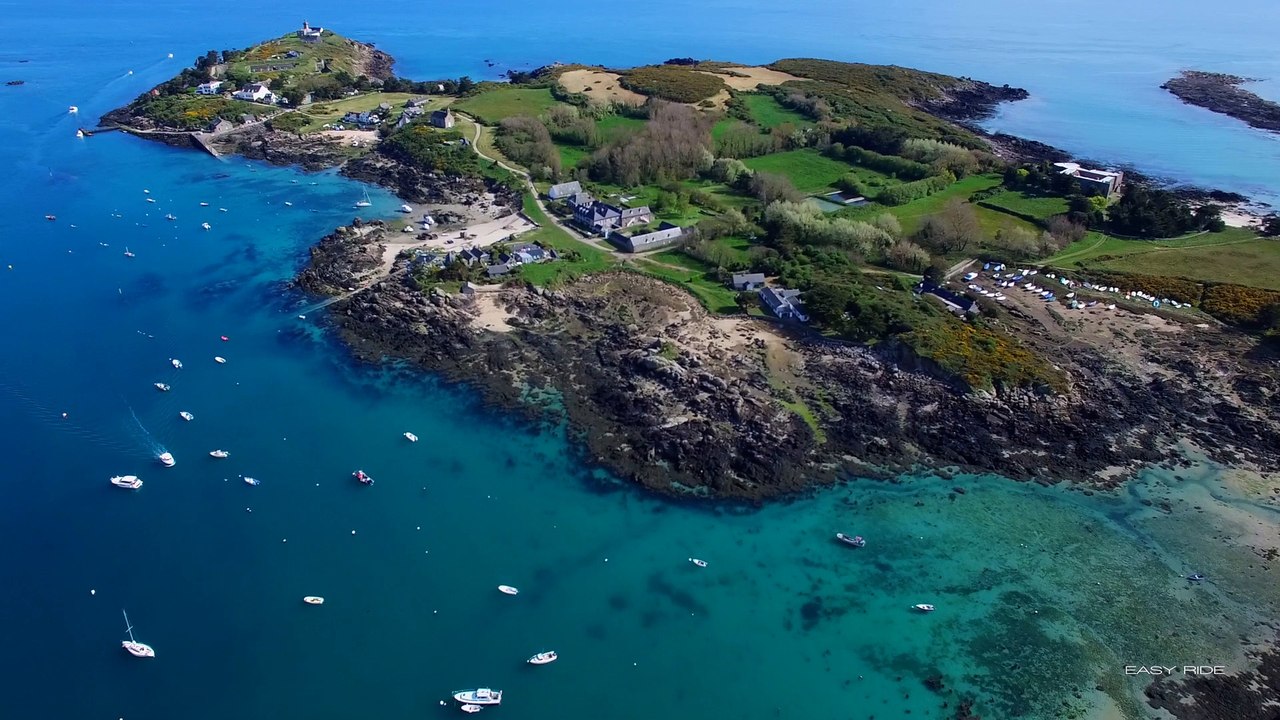 Les grandes marées des îles Chausey en drone