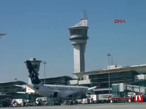 THY uçağı kuş sürüsüne çarptı, üç uçak pisti pas geçti