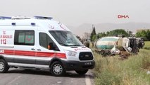 Mardin'de Beton Mikseri ile Minibüs Çarpıştı 2 Ölü, 1 Yaralı