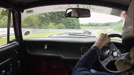 O ronco matador do Alfaholics GTA-R 270 é a coisa mais linda que vais ouvir