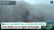 Une tempête de sable de cent mètres s'abat sur l'ouest de la Chine