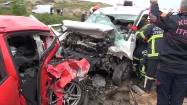 Kocaeli Kandıra Yolunda Kaza 2 Ölü 1 Yaralı