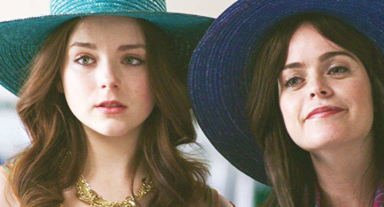 A LIGHT BENEATH THEIR FEET Official Moive Trailer - Taryn Manning, Madison Davenport, Kali Hawk