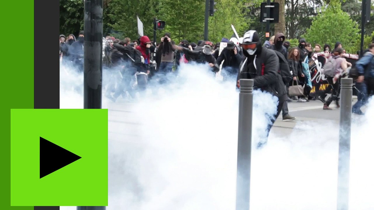 Nantes : gaz lacrymogènes, canons à eau et gaz poivré contre les opposants à la Loi Travail