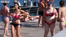 Les plus belles filles du monde sur les plages d'Odessa