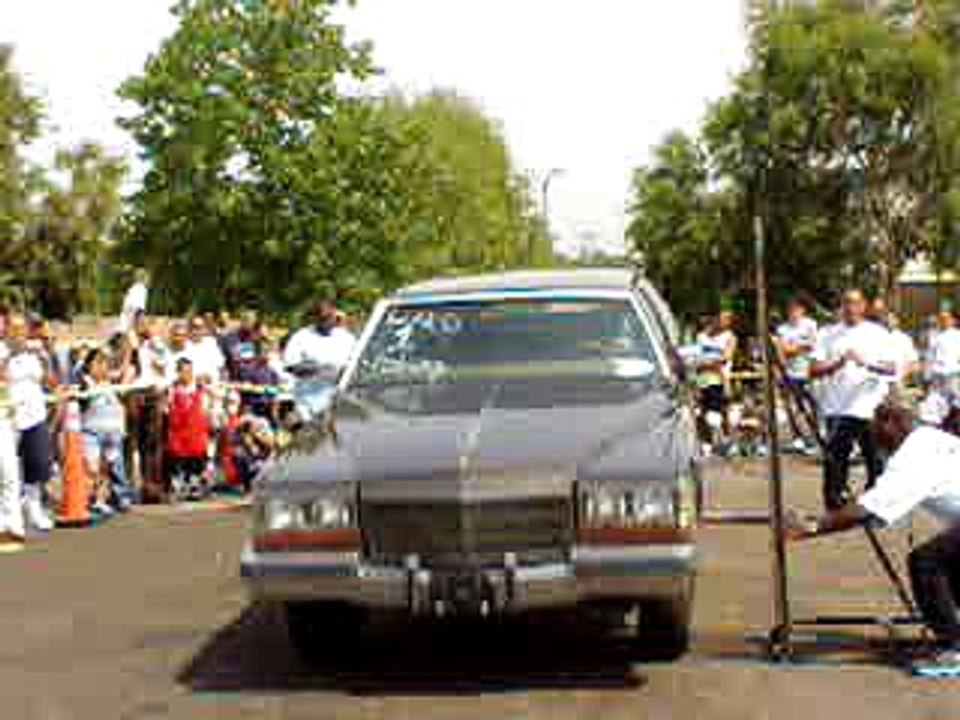 Cadillac Fleetwood Brougham Lowrider