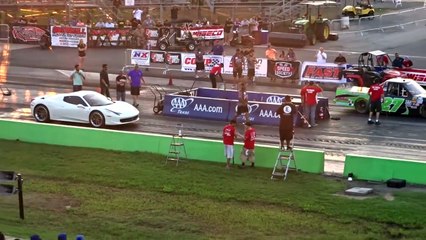 FERRARI VS NASCAR TRUCK ( STREET OUTLAWS LIVE )