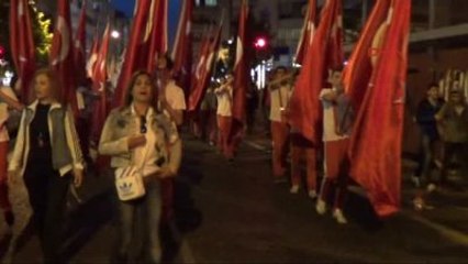 Samsun Fener Alayına Katılan 3 Bin Kişi Yoğun Yağmur Altında Yürüdü