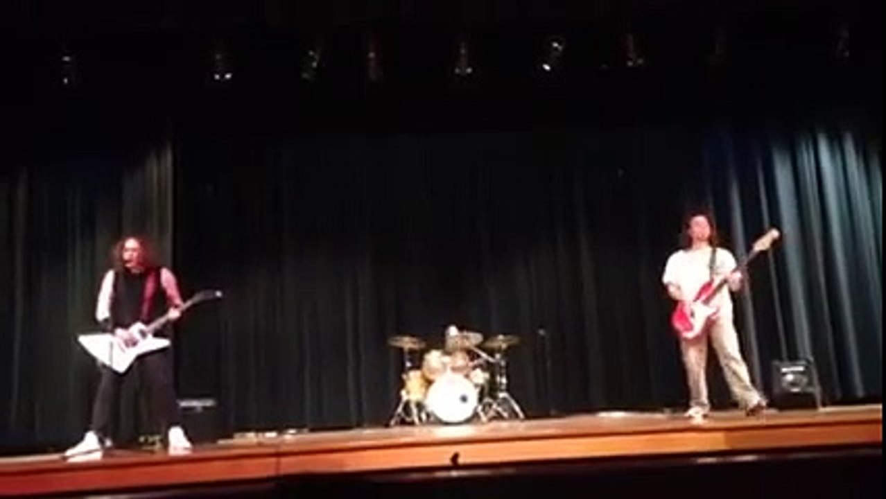 Disorderly Conduct Paranoid live cover by BLACK SABBATH