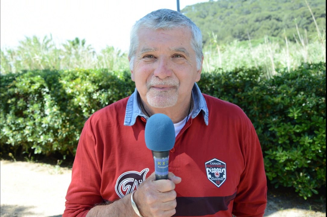 Salon Véhicules Anciens & Modèles Réduits St Mandrier 2016 - Interview Gilbert Campodonico - 720p