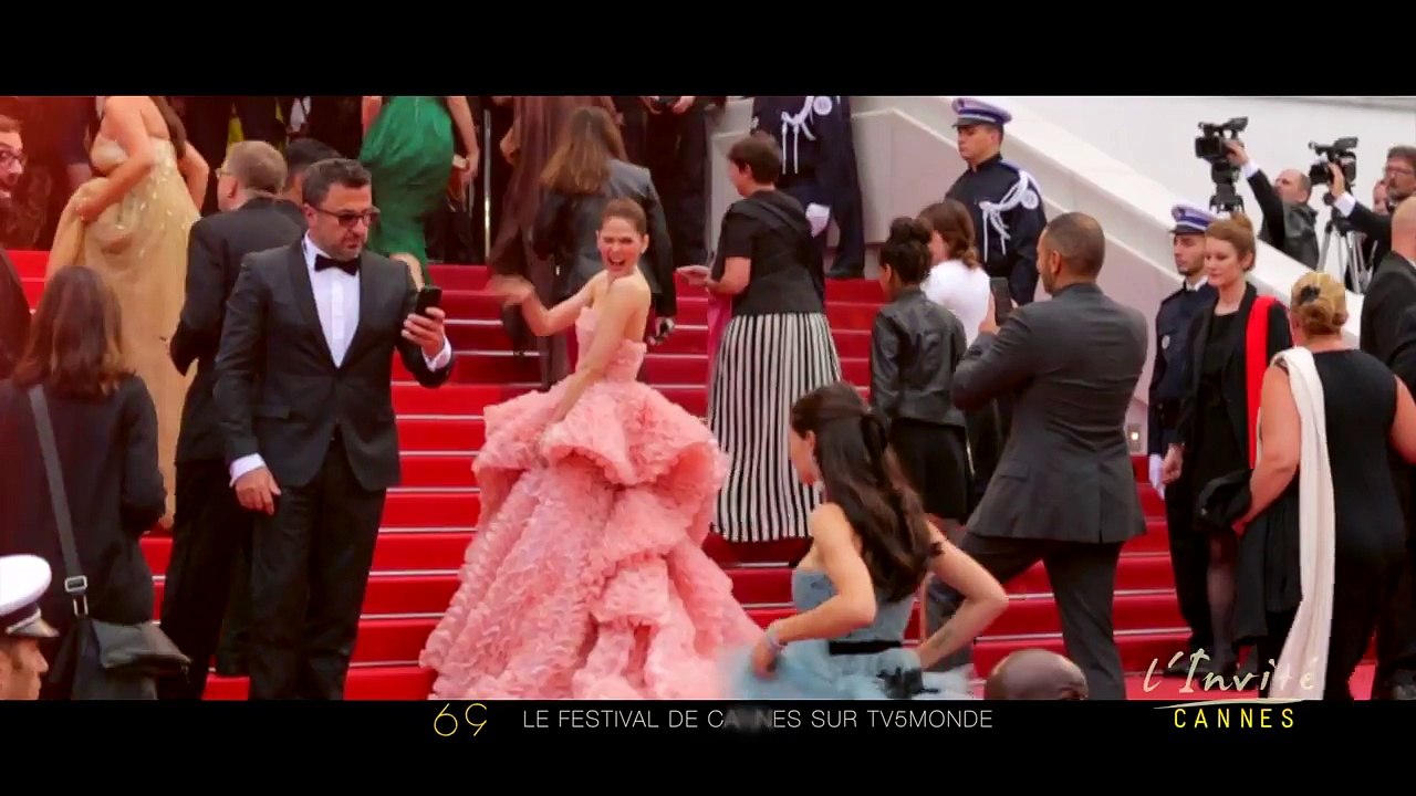 Aishwarya Rai Bachchan Interview with French TV Cannes 2016