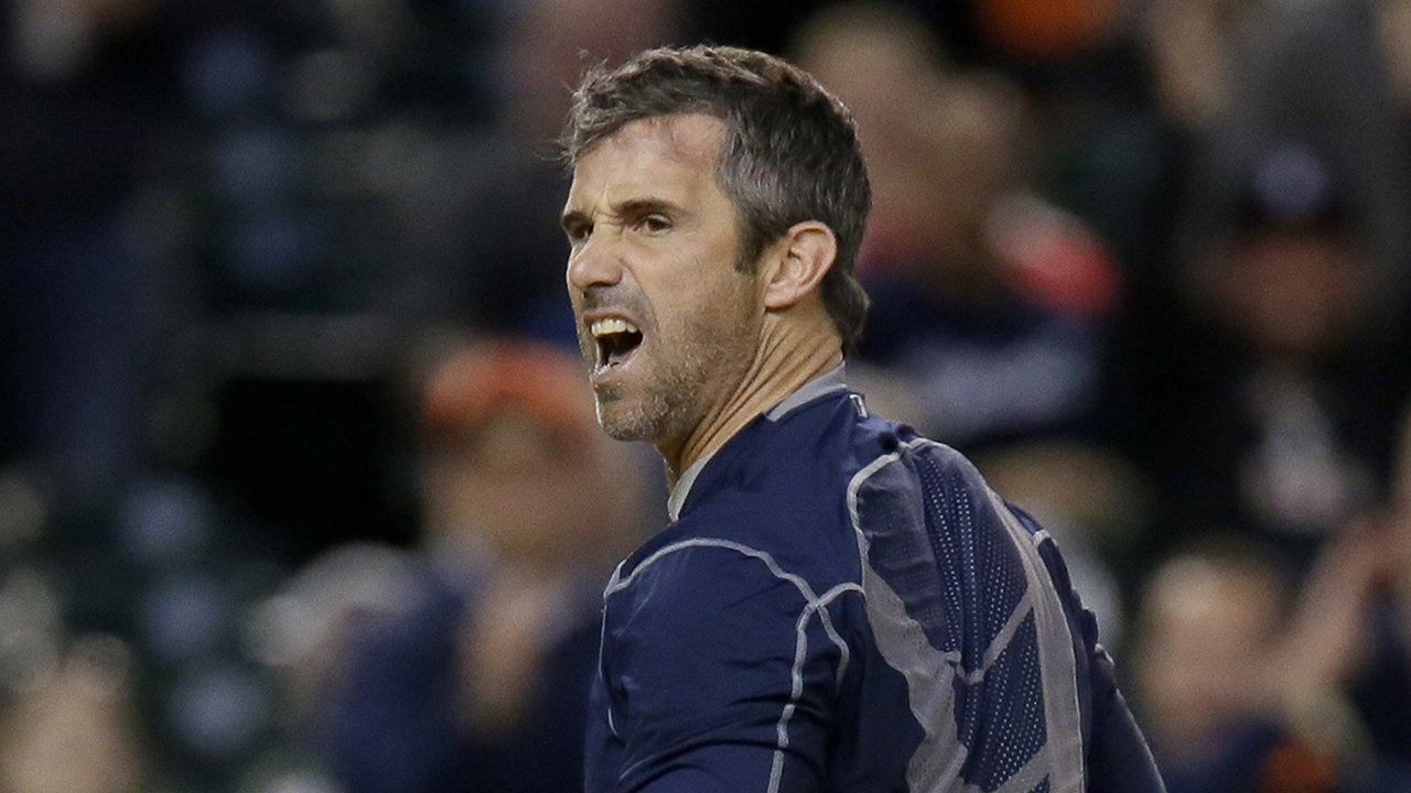 Tigers Manager Brad Ausmus Goes Off On Ump, Mic Catches Him Cussing on Live TV