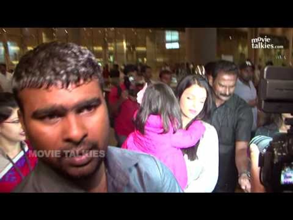 Aishwarya Rai With Daughter Aaradhya Bachchan At Mumbai Airport Returning From Cannes 2016